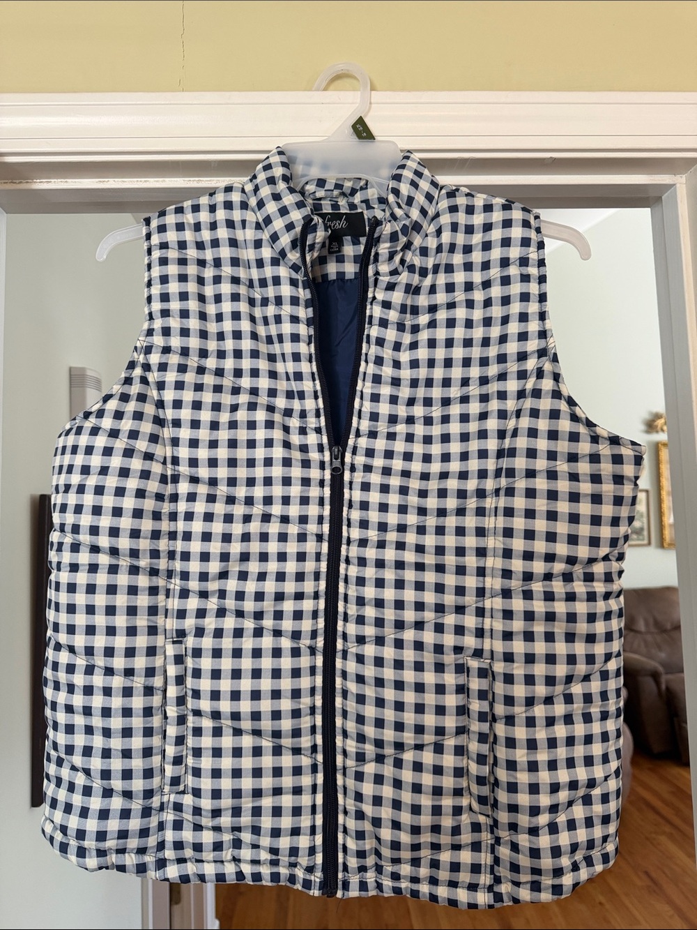 Fresh Gingham Vest in Blue & White Size XL Like New